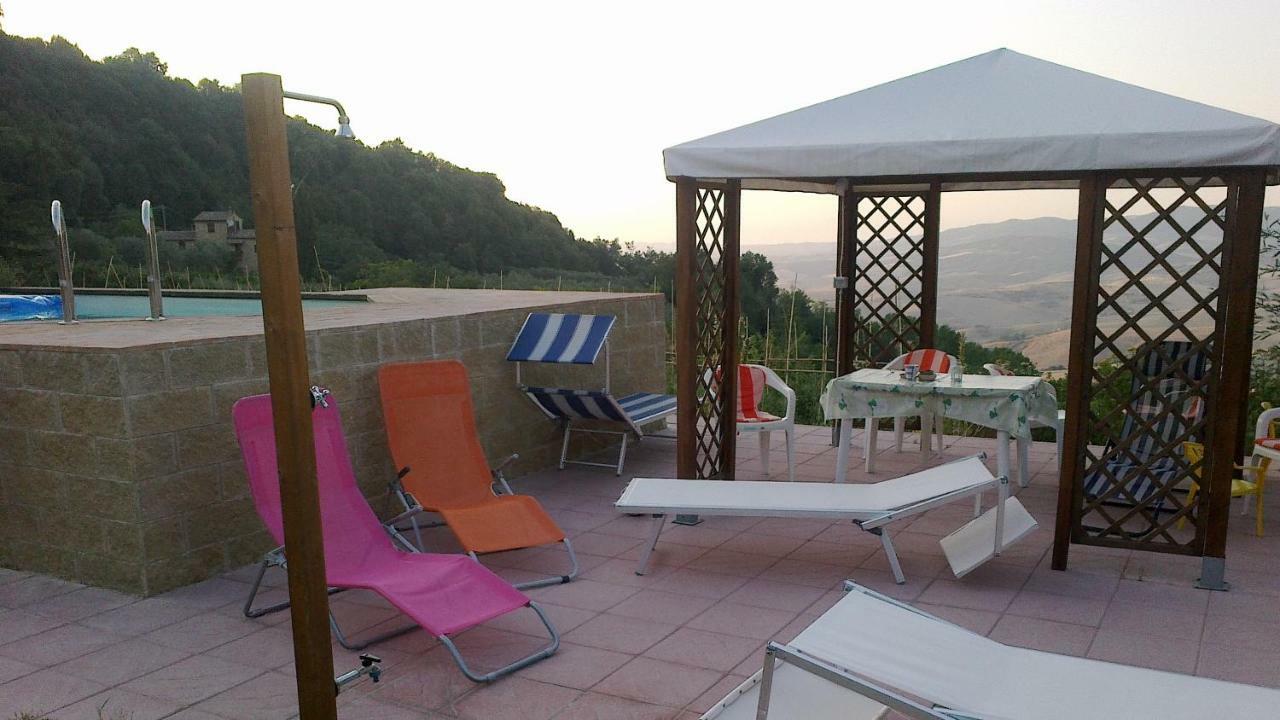 Casa Vacanze Santa Cristina โวลแตร์รา ภายนอก รูปภาพ
